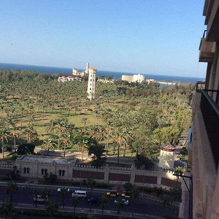Sea & Garden View At Al-Muntazh Towers - إطلاله علي البحر و حدائق قصر المنتزه Appartement Alexandrië Buitenkant foto